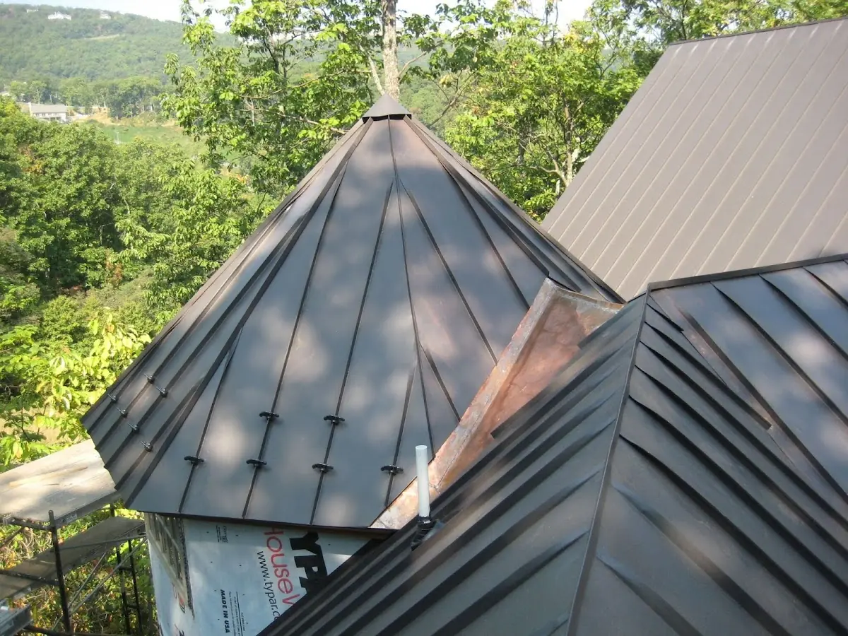 Professional Shingle Replacement & Repair by Craftsman Roofing in Eatonville
